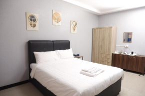 Valentine Hotel Lourdes